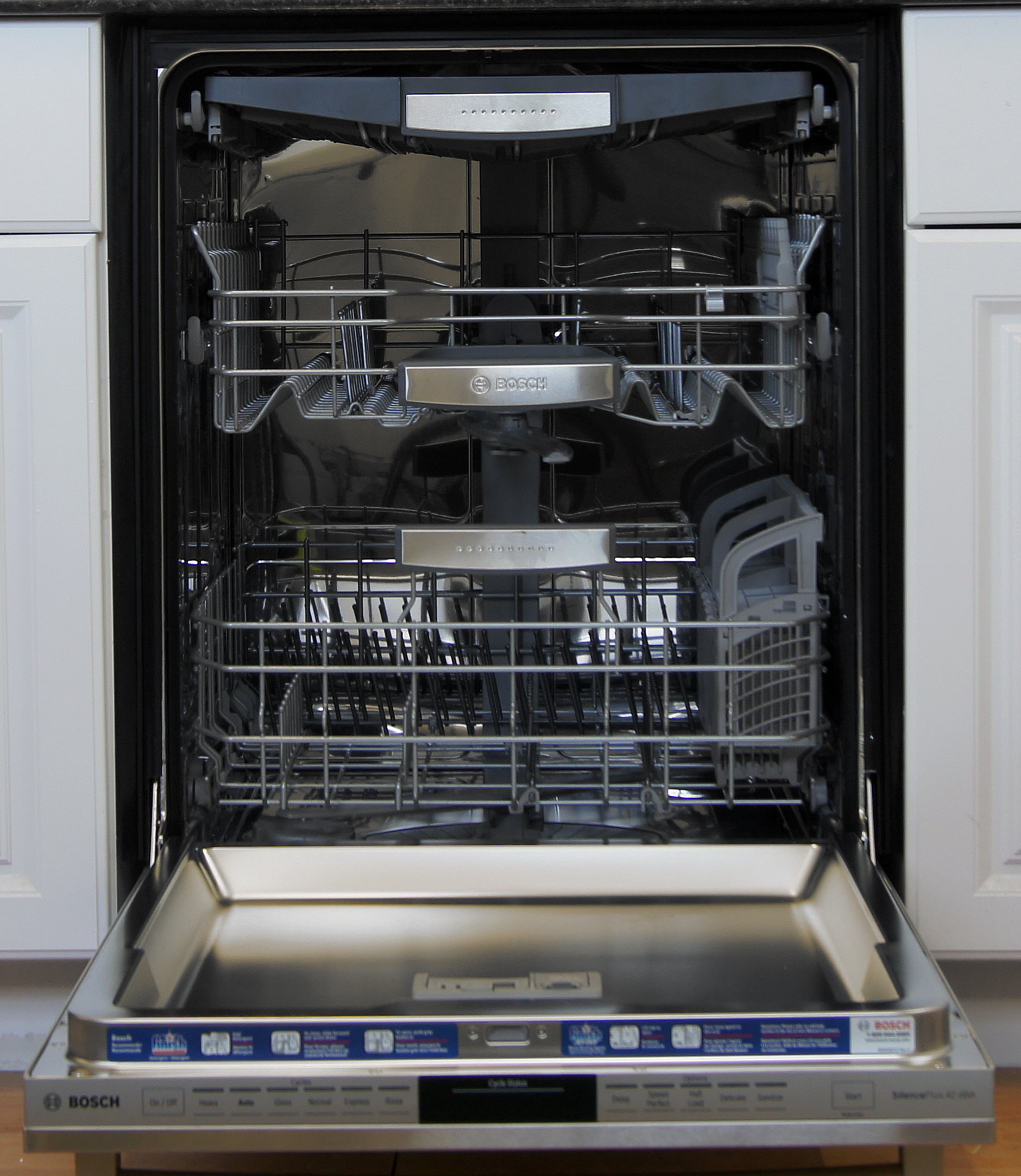 Bosch Benchmark Series SHX7PT55UC Dishwasher Review