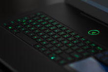 Razer-Blade-Pro-review-design-keyboard.jpg