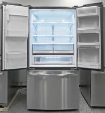 GE Profile PFE28RSHSS Interior