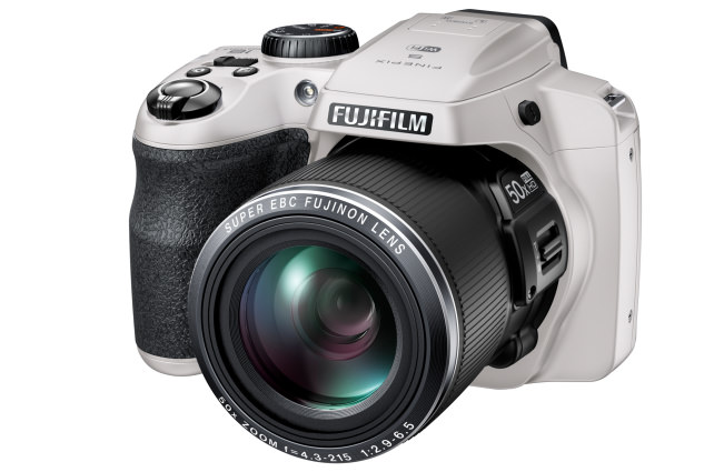 S9900W_White_Front_Left.jpg