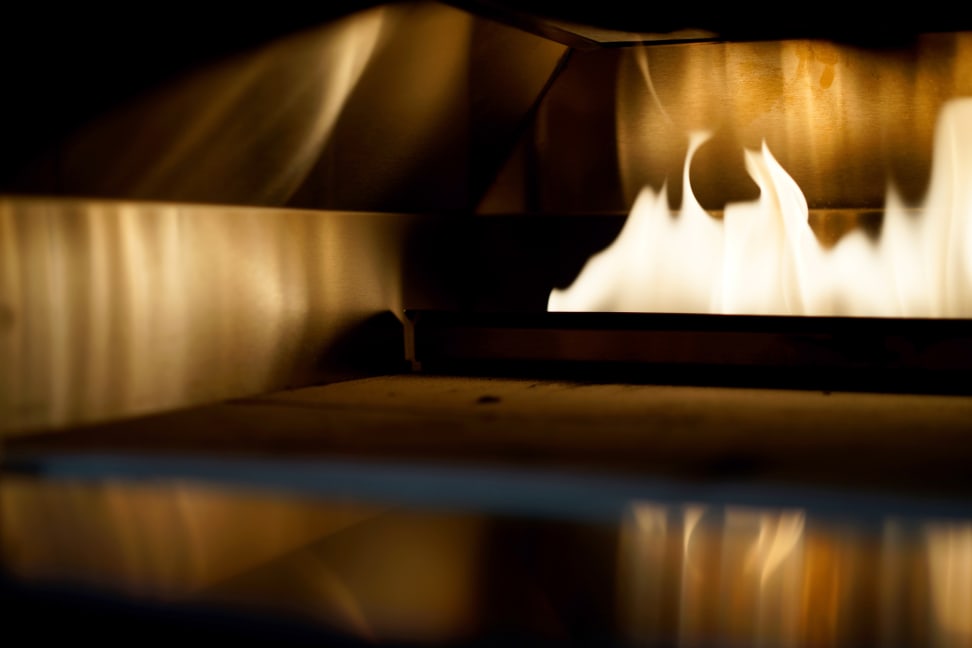 kalamazoo-pizza-oven-flames.jpg
