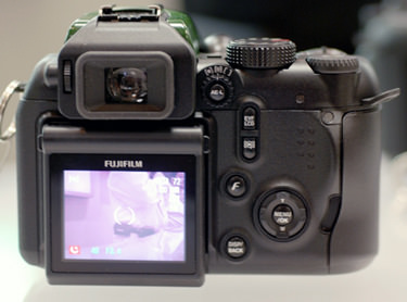 Fujifilm_IS-1_back.jpg