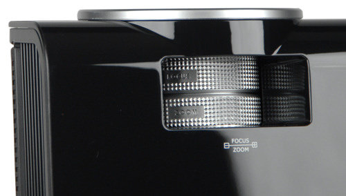 Vivitek-D950HD-lens.jpg