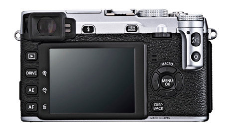 X-E1_silver_back_P71-small.jpg