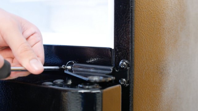 Middle Bracket Removal 2.jpg