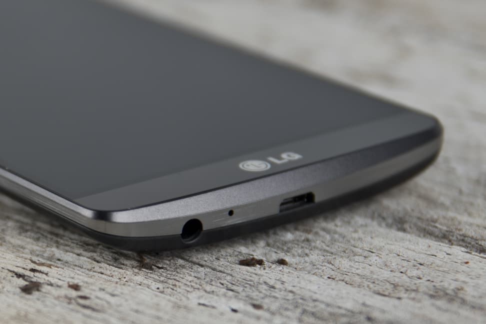 LG-G3-review-design-headphonejack.jpg