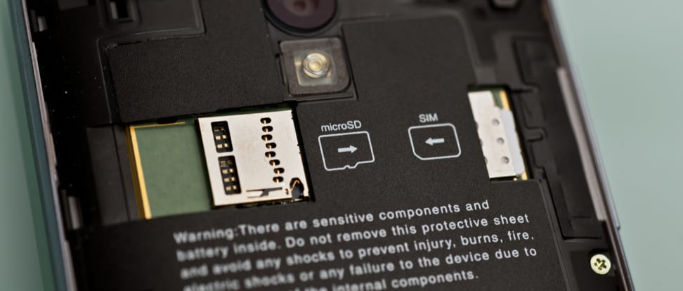 sharp-aquos-crystal-review-design-card-slots.jpg