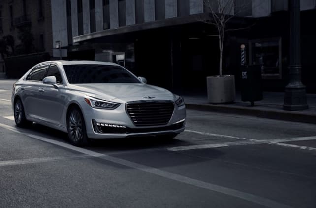 Genesis G90