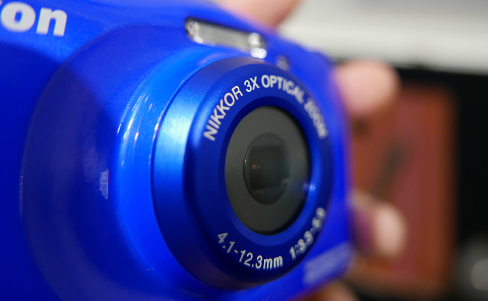 NIKON-S33-LENS.jpg