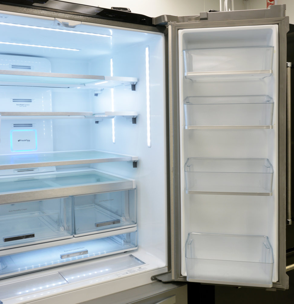 Whirlpool WRF995FIFZ Fridge (Right)