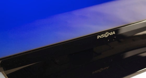 Insignia_D400N_stand.jpg
