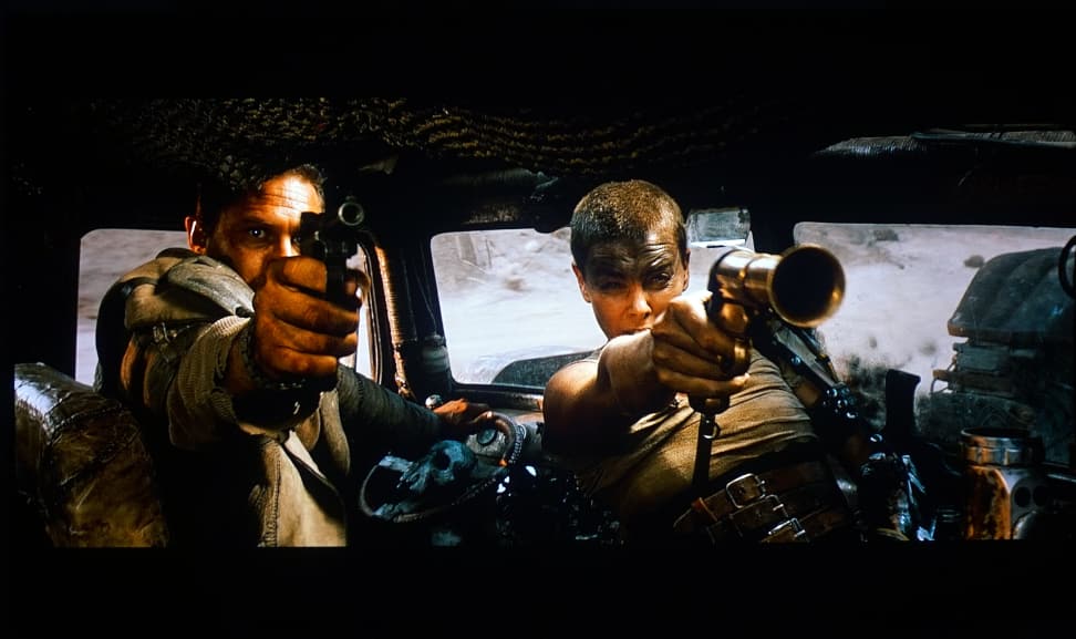 LG-B6-MadMax-DV-2