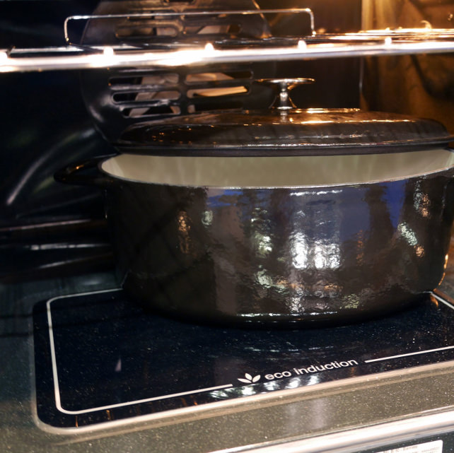 Belling Induction Closeup