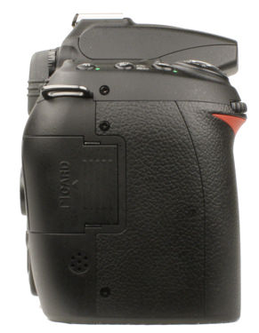 Nikon-D90-right-375.jpg