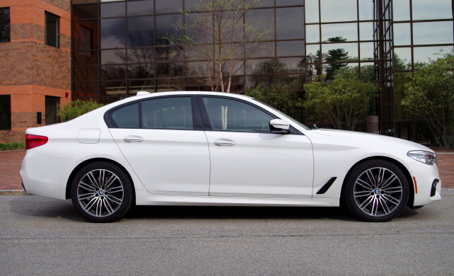 BMW 530i Side View