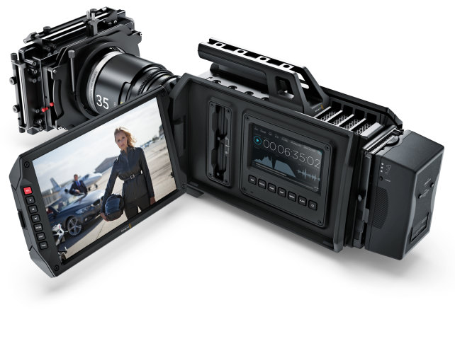 BLACKMAGIC-URSA-CAMERA-MONITOR.jpg