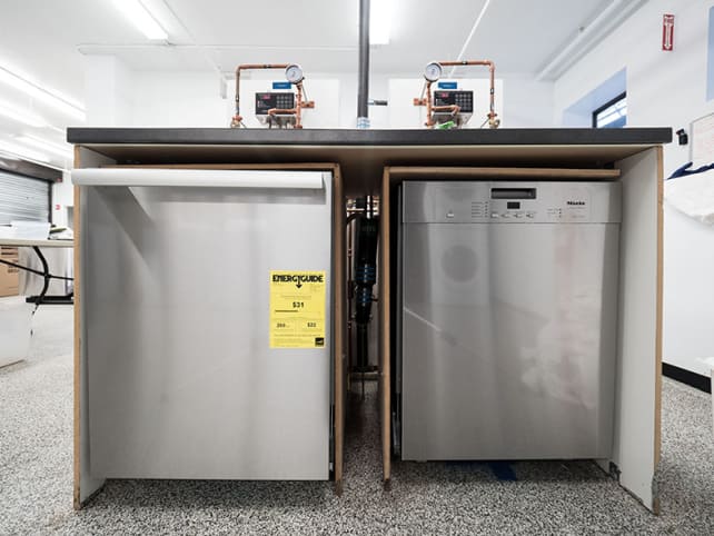 Reviewed's dish testing station