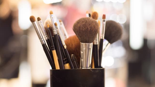 How to clean your makeup brushes