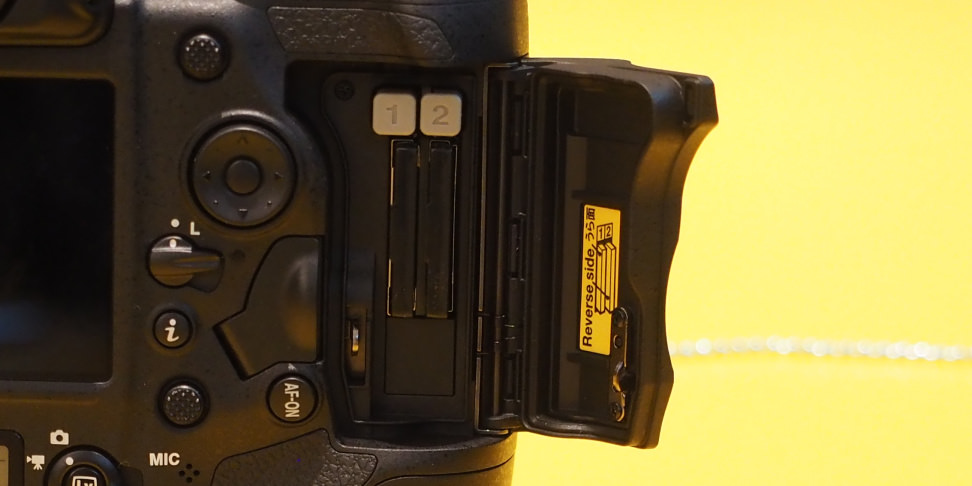 Nikon D5 Dual XQD Slots