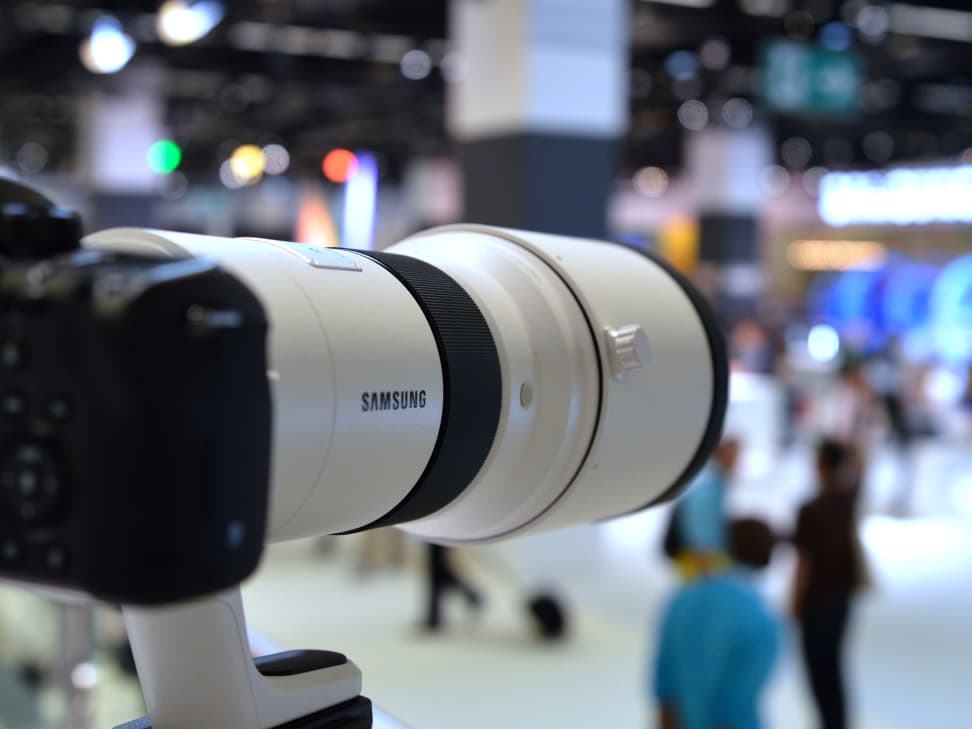 SAMSUNG-300MM-F28-FI-LENS.jpg