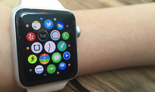 The Philips Hue and SmartThings apps for Apple Watch