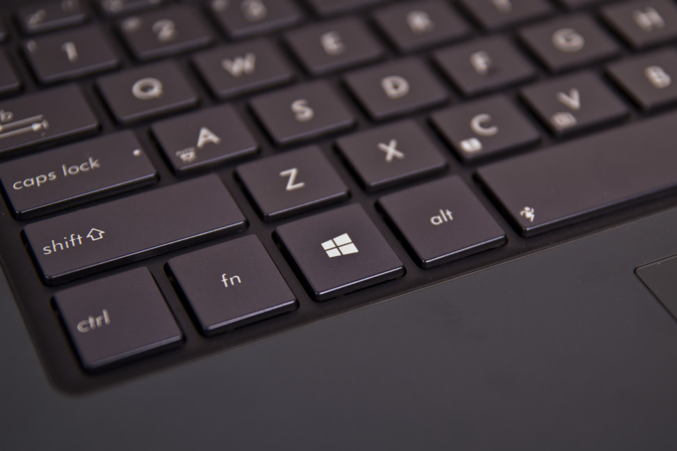 Asus-UX301L-review-design-winkey.jpg
