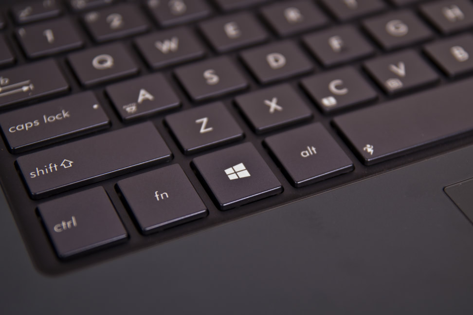 Asus-UX301L-review-design-winkey.jpg
